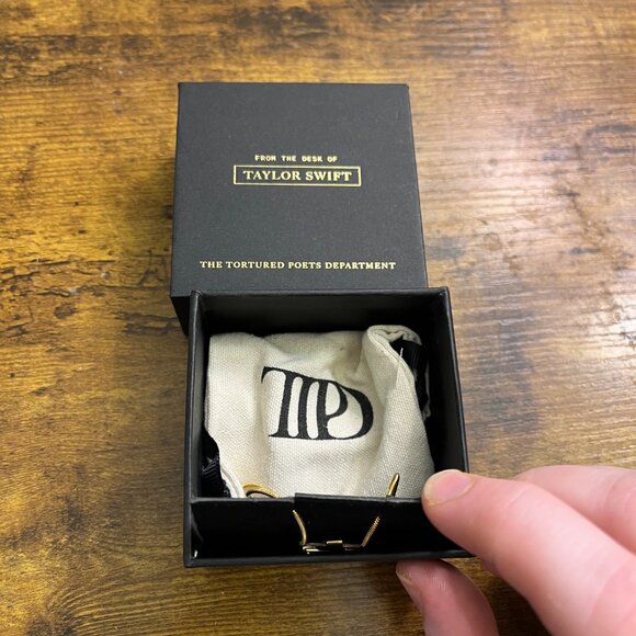 Taylor Swift - The Tortured Poets Department Necklace NWT Sold Out - Picture 2 of 3